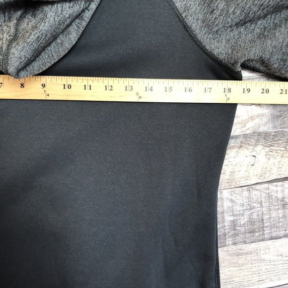 Nike Penn State Nittany Lions Womens Gray Hoodie Graphic Pullover Sweater Size S - Picture 9 of 10